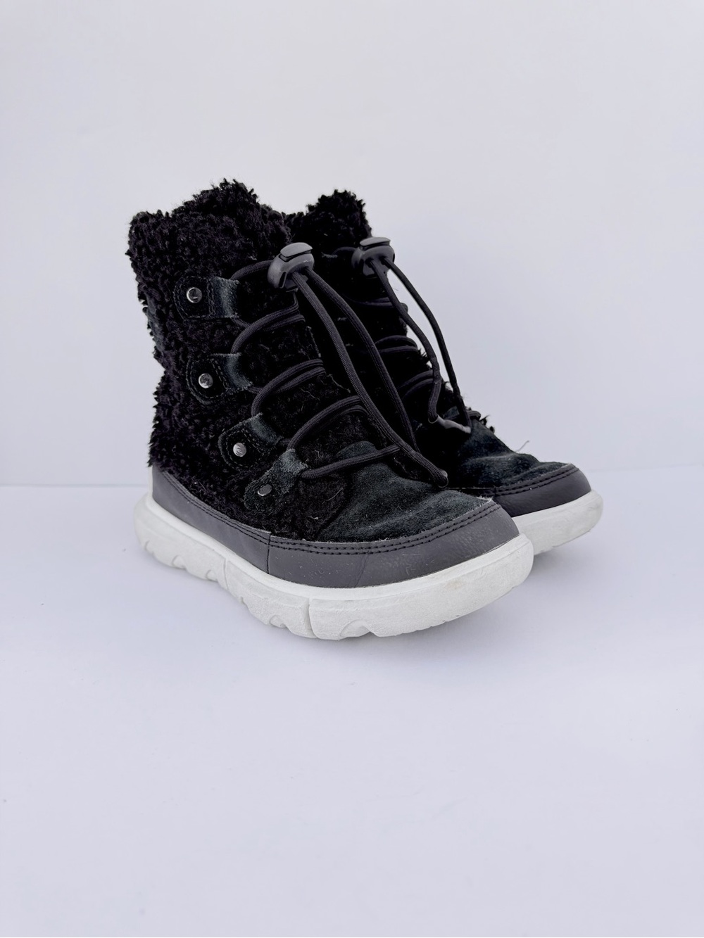 SOREL Kids Youth Explorer Cozy Black Sherpa Winter Boots
